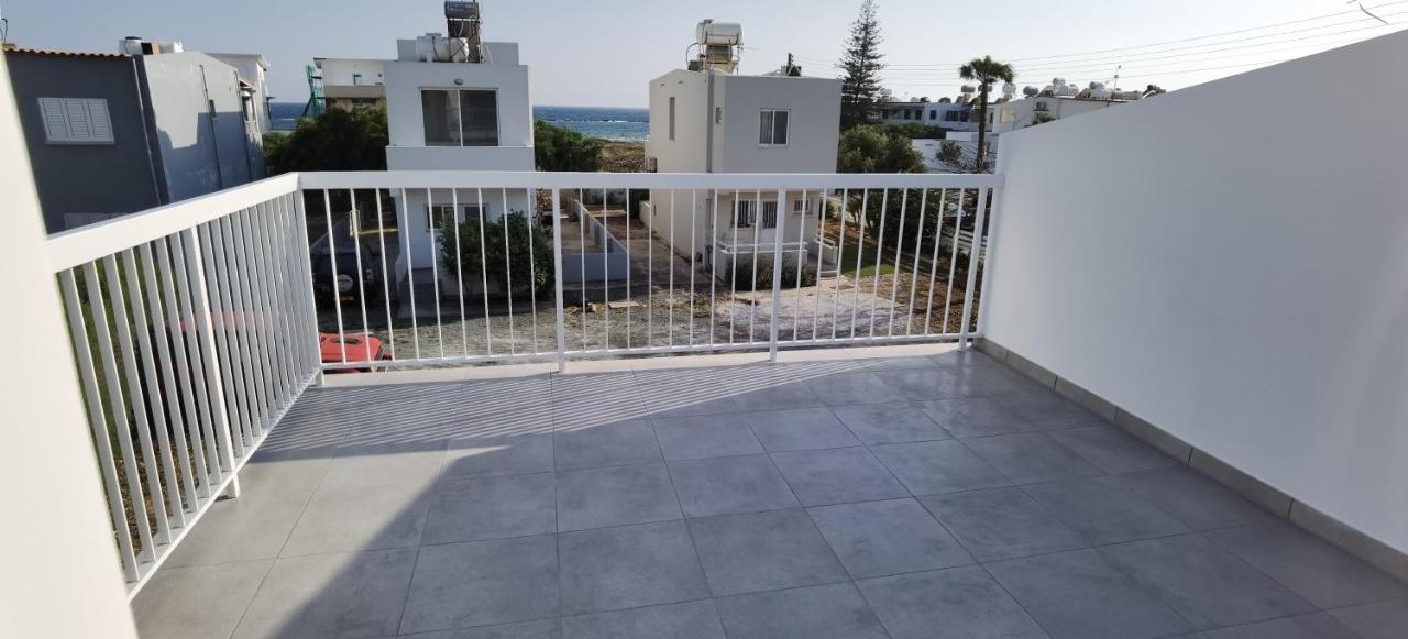 פרבוליה Sandy Beach Complex מראה חיצוני תמונה