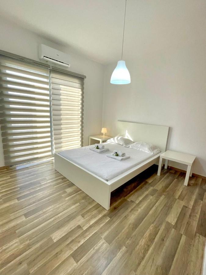 פרבוליה Sandy Beach Complex מראה חיצוני תמונה