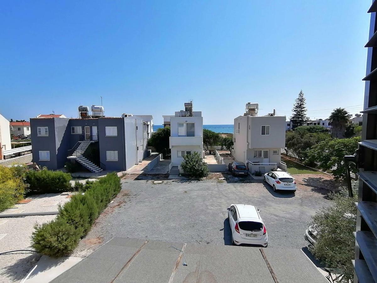 פרבוליה Sandy Beach Complex מראה חיצוני תמונה